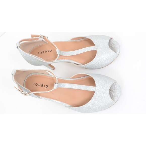 Torrid Silver Shimmer T-Strap Platform Heel 10.5 Wide Width Formal Wedding - Picture 5 of 11
